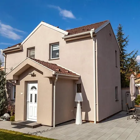 Dc Executive Homes Villa *