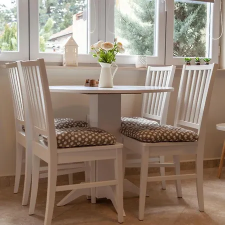 Vila Dc Executive Homes